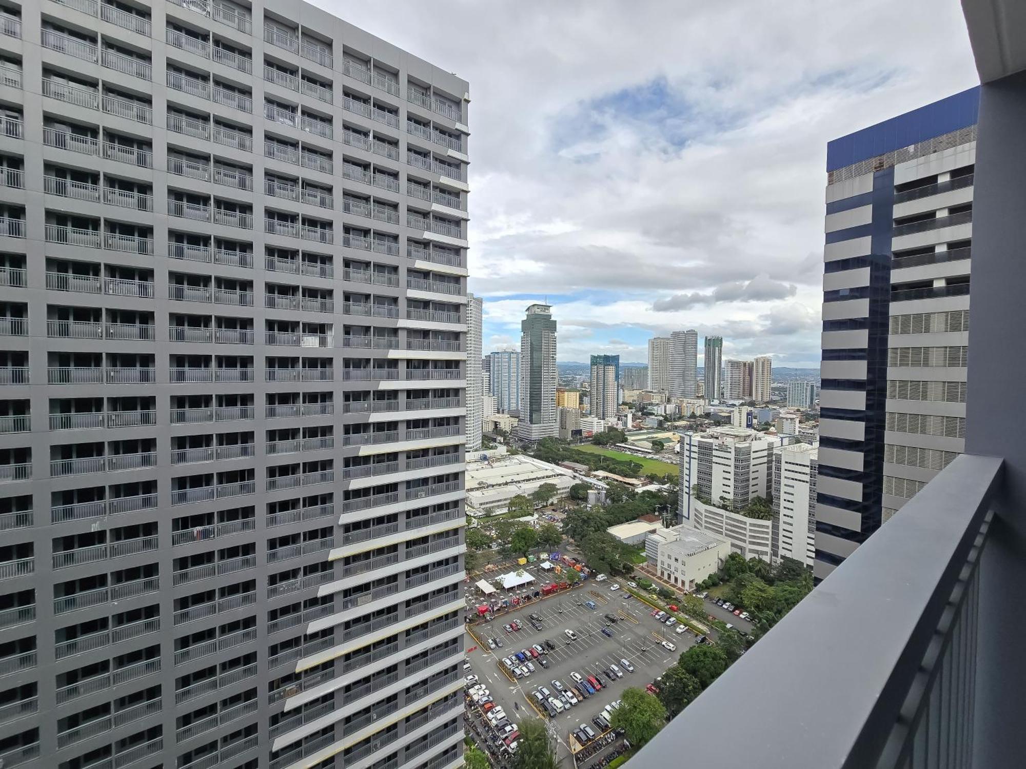 1Br Unit Condotel W Balcony Fame Residences #Fm64 Manila Exteriör bild